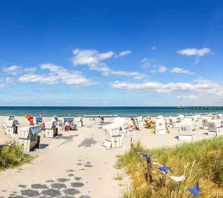 Апартаменты Strandvilla Miramare *